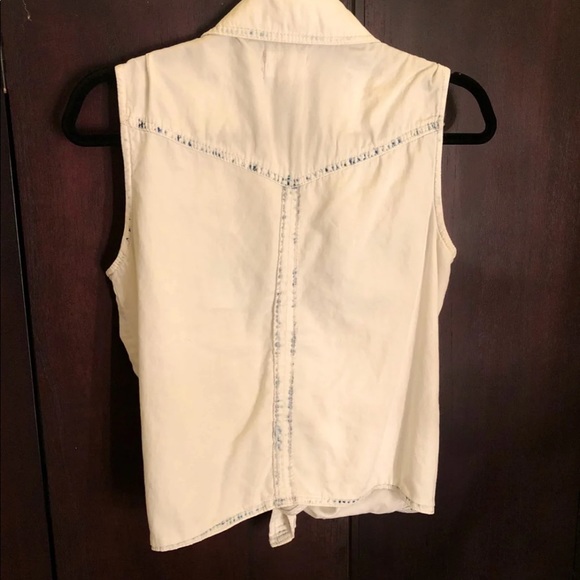 Top - Picture 3 of 3